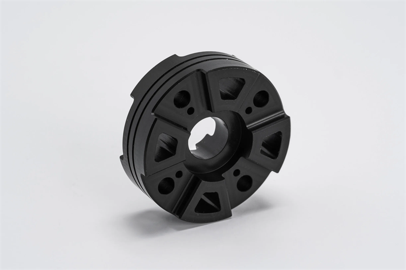Fertigung mit Polyacetal gegen Delrin